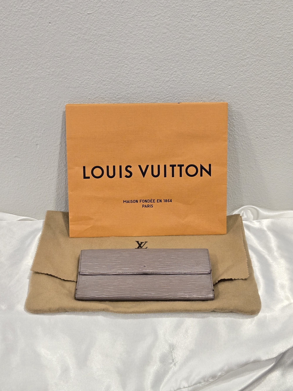 Louis Vuitton Epi Textured Long Wallet in Taupe With Dust Bag And LV Bag